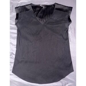 Express Black Satin Short Sleeve Cap Sleeve V-Neck Dressy Blouse, Small